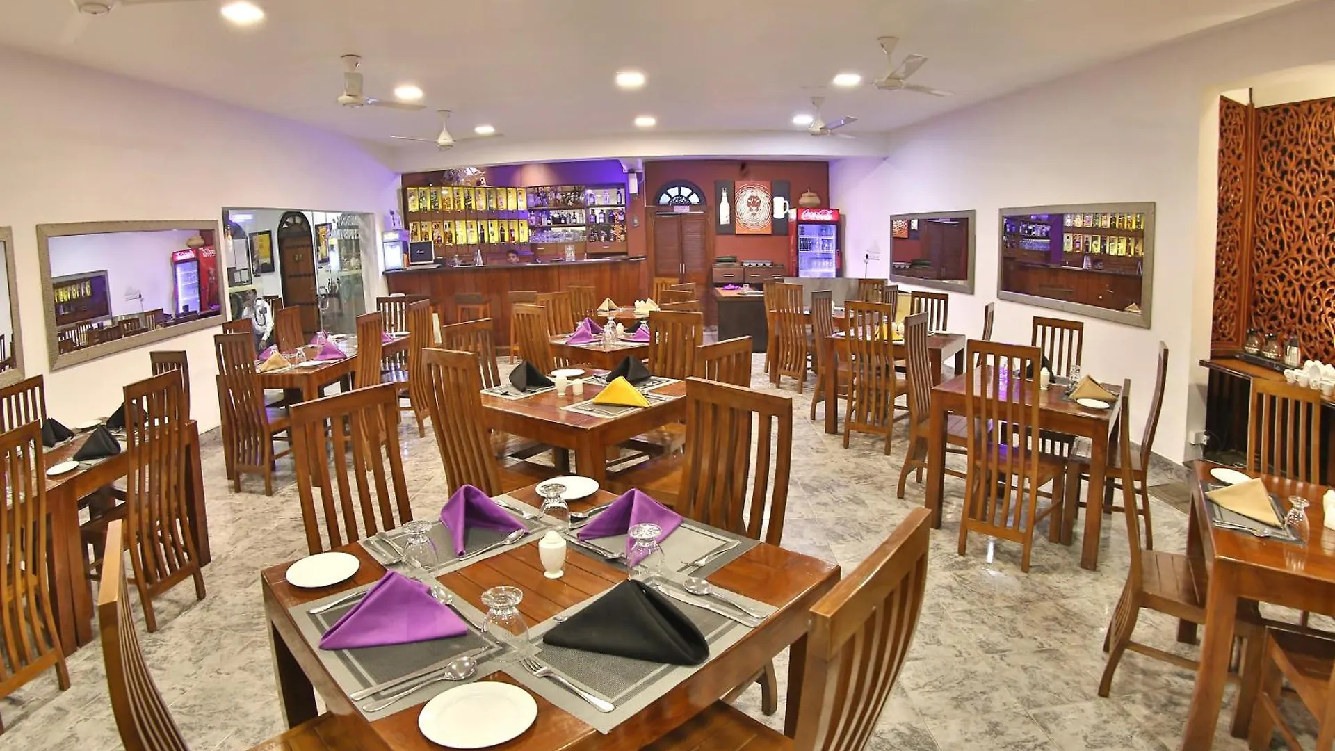 ***  Sizzlers Hub Hotel Kandy Srí Lanka