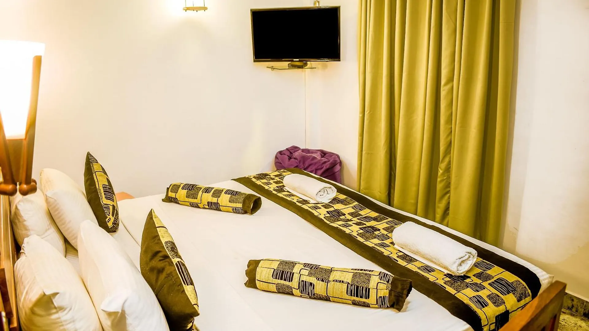 Sizzlers Hub Hotel Kandy