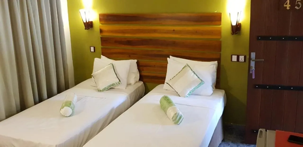 Sizzlers Hub Hotel Kandy